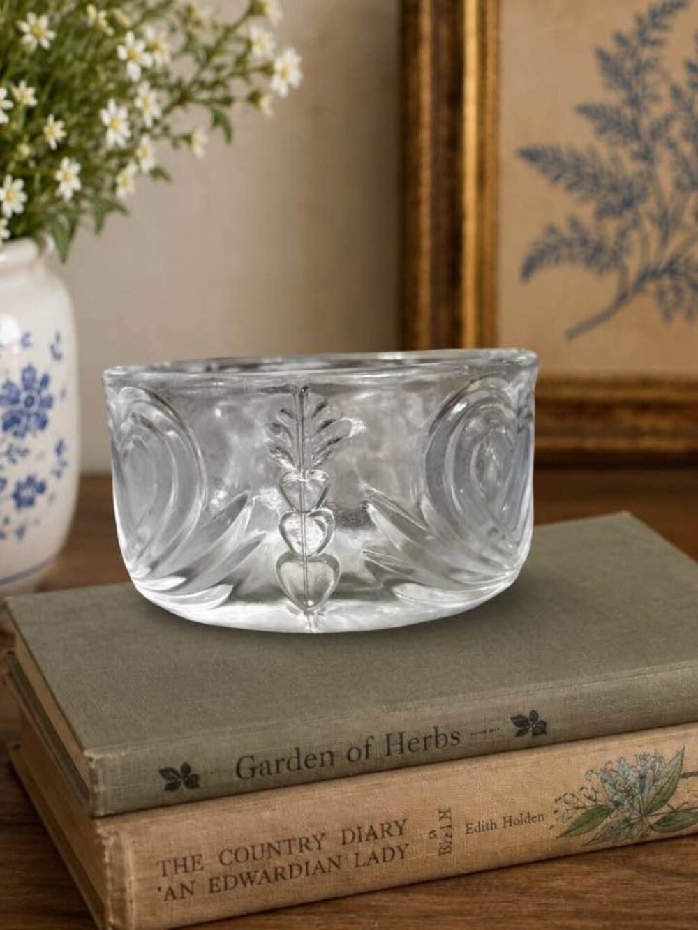 Forever Favors Crystal Clear Pacifier Box 24 percent lead Crystal Keepsake Jar - Picture 6 of 8
